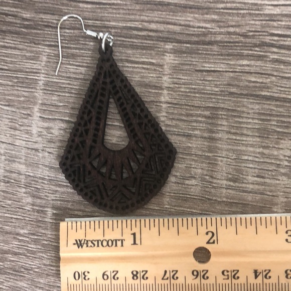 Earrings - Picture 3 of 3